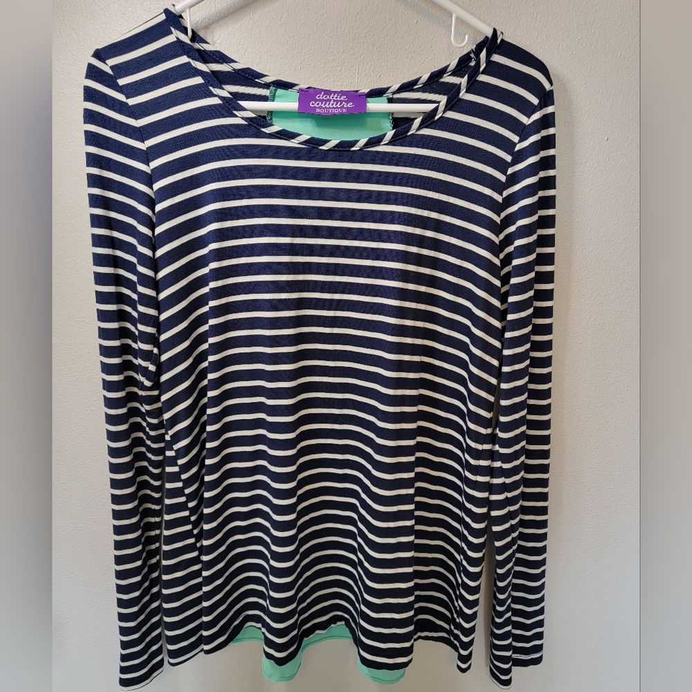 EUC Navy Striped Mixed Media Top Size L